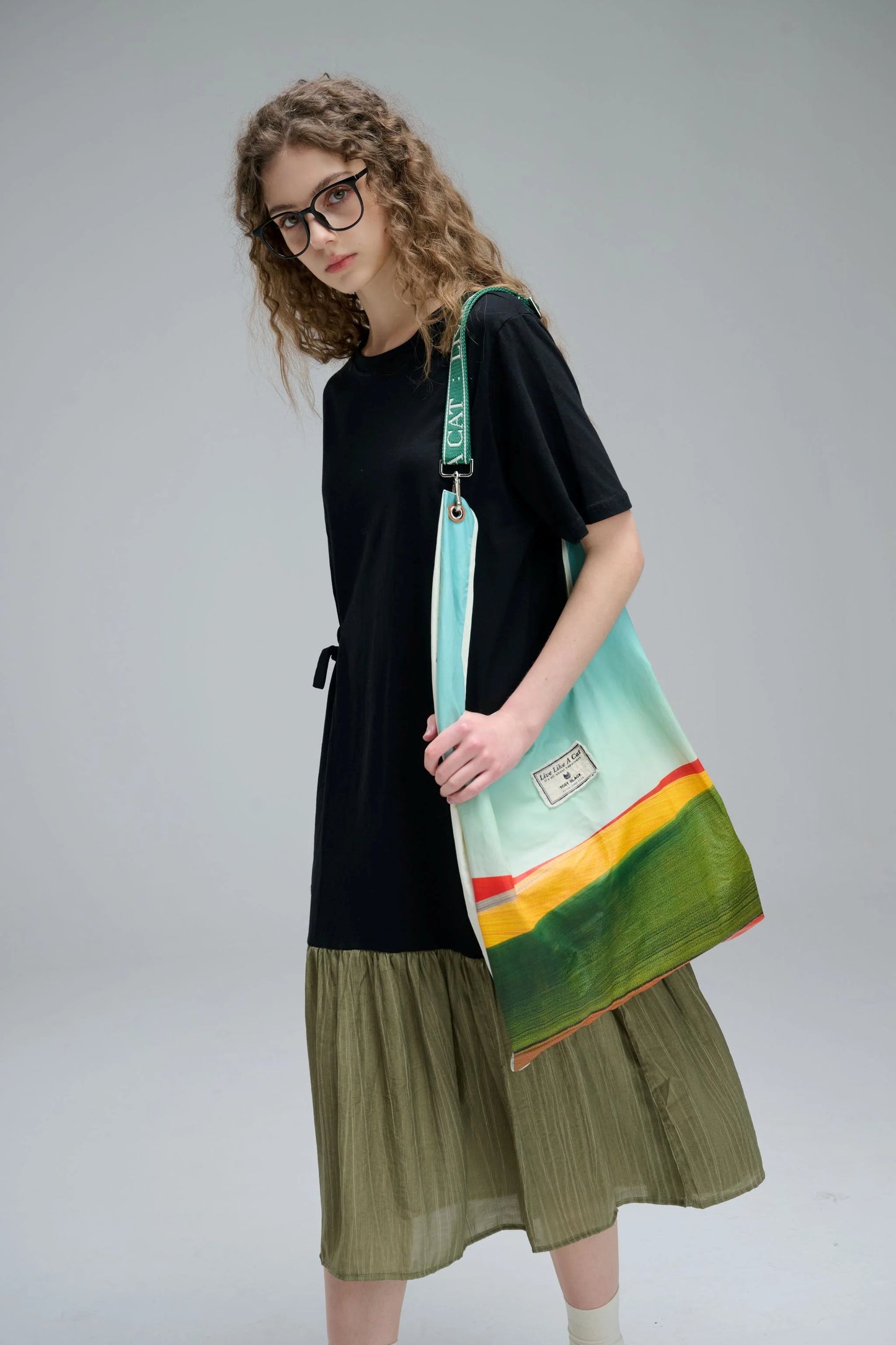 24608 FIELDS Toby Bag with detachable nylon
