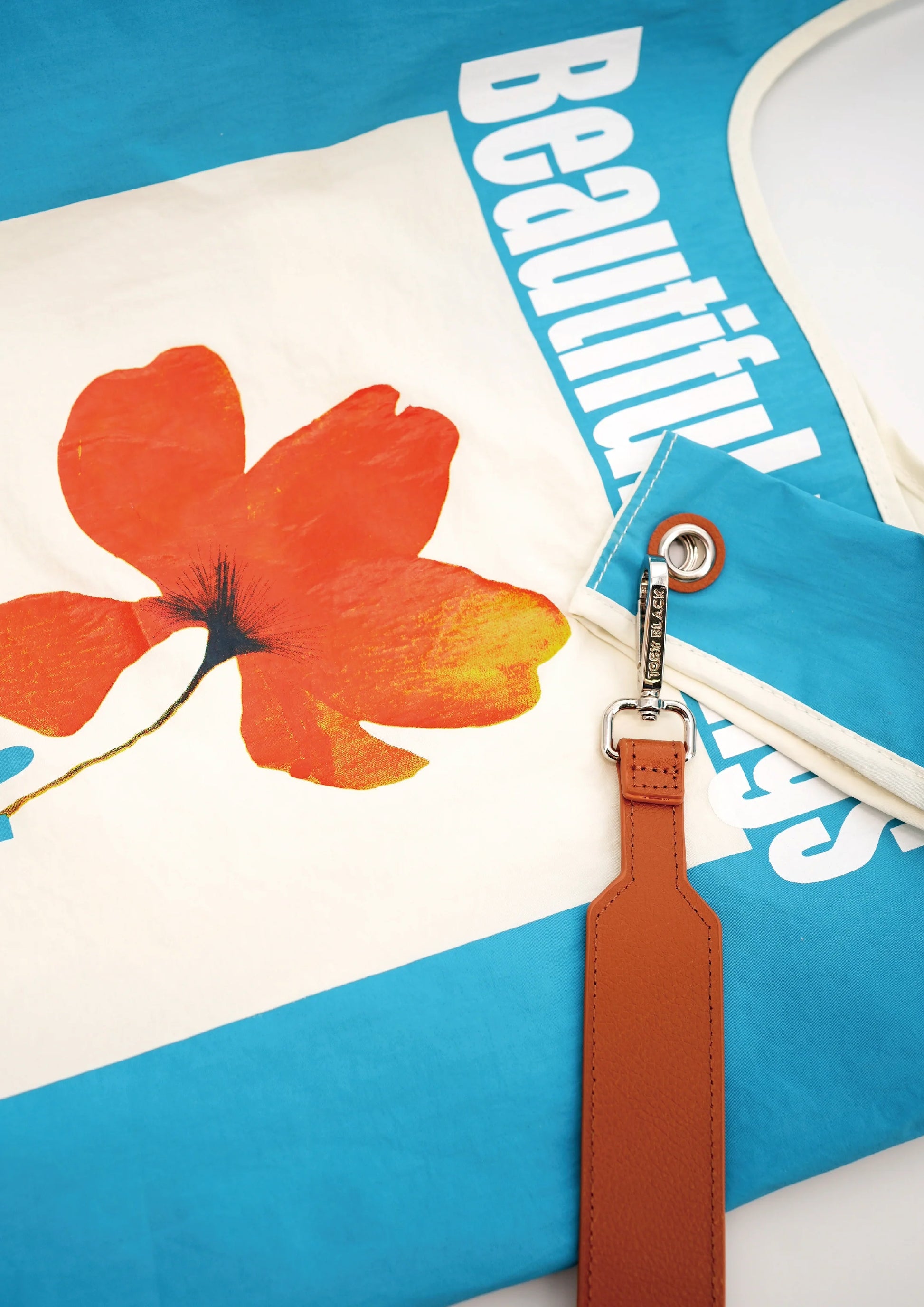 24621 BEAUTIFUL THINGS bag with detachable