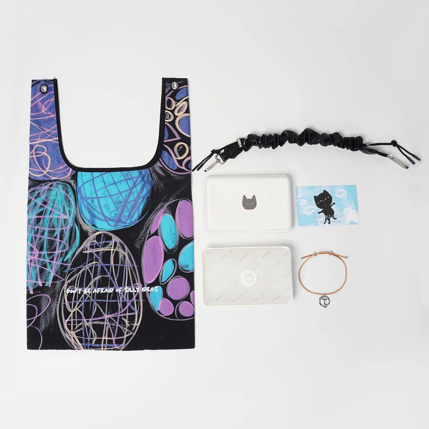 25639 EGG toby bag with detachable synthetic