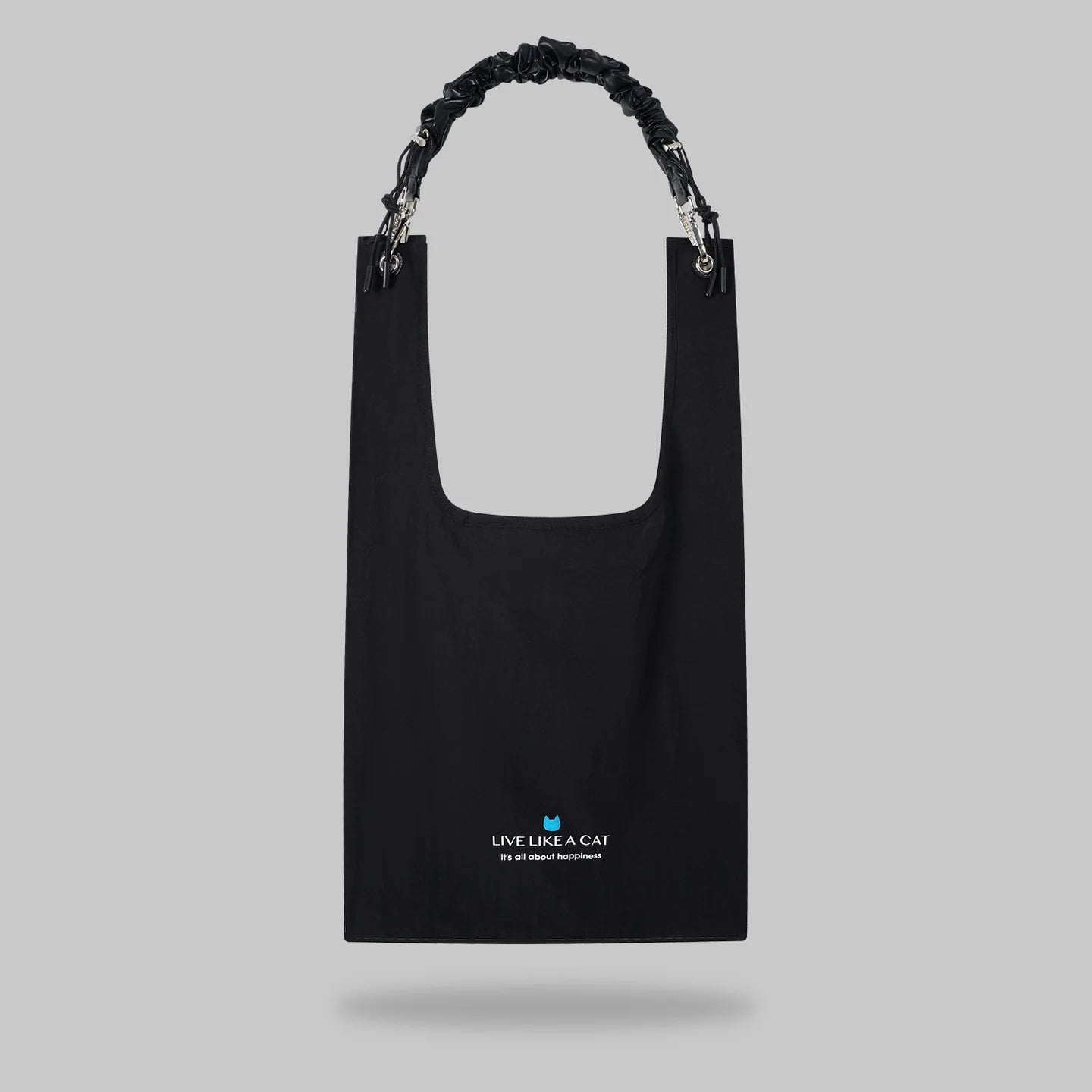 25639 EGG toby bag with detachable synthetic