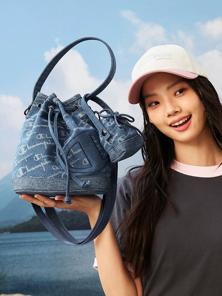 CHAMPION Mono Pregnant Bucket Bag