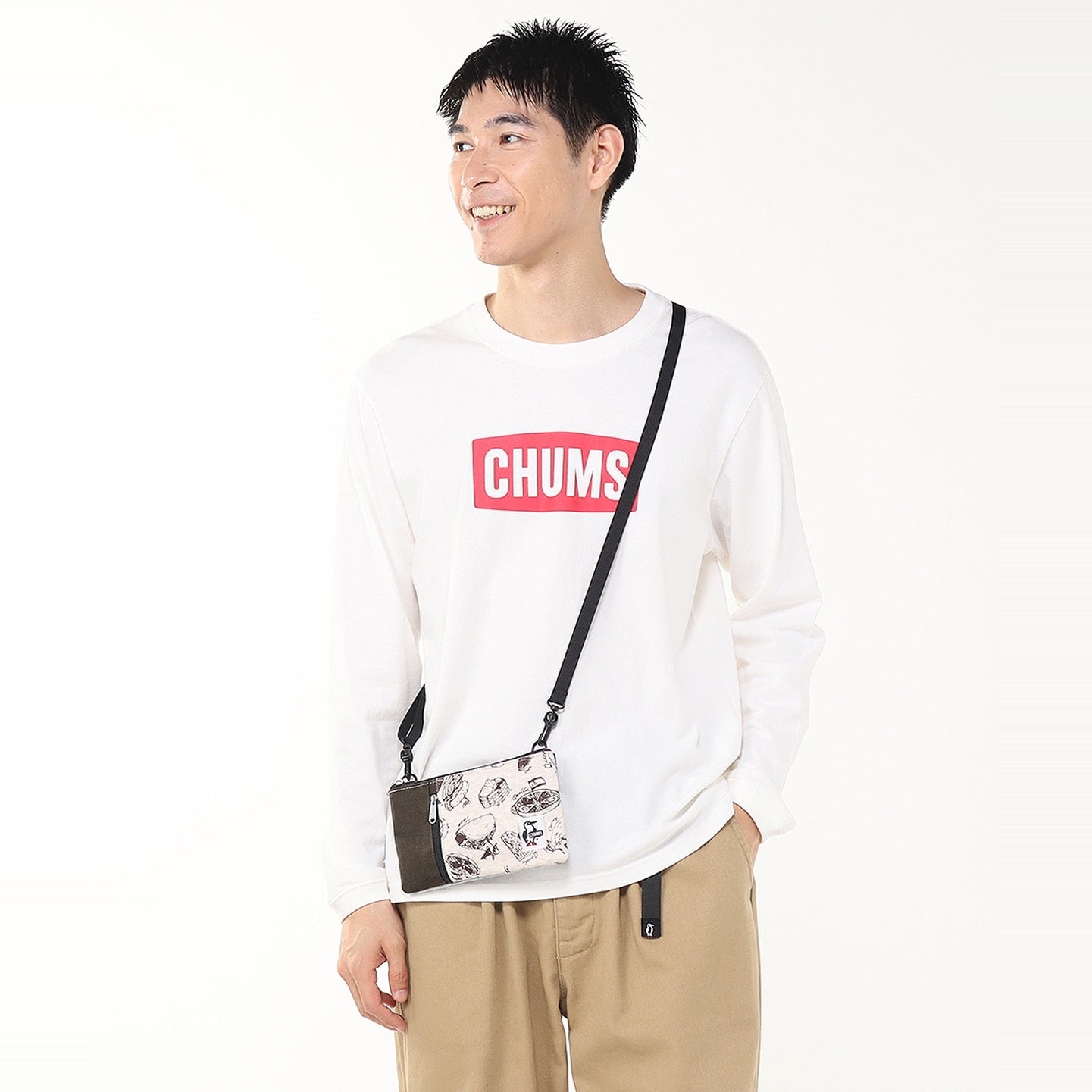 CHUMS SMART PHONE SHOULDER SWEAT NYLON