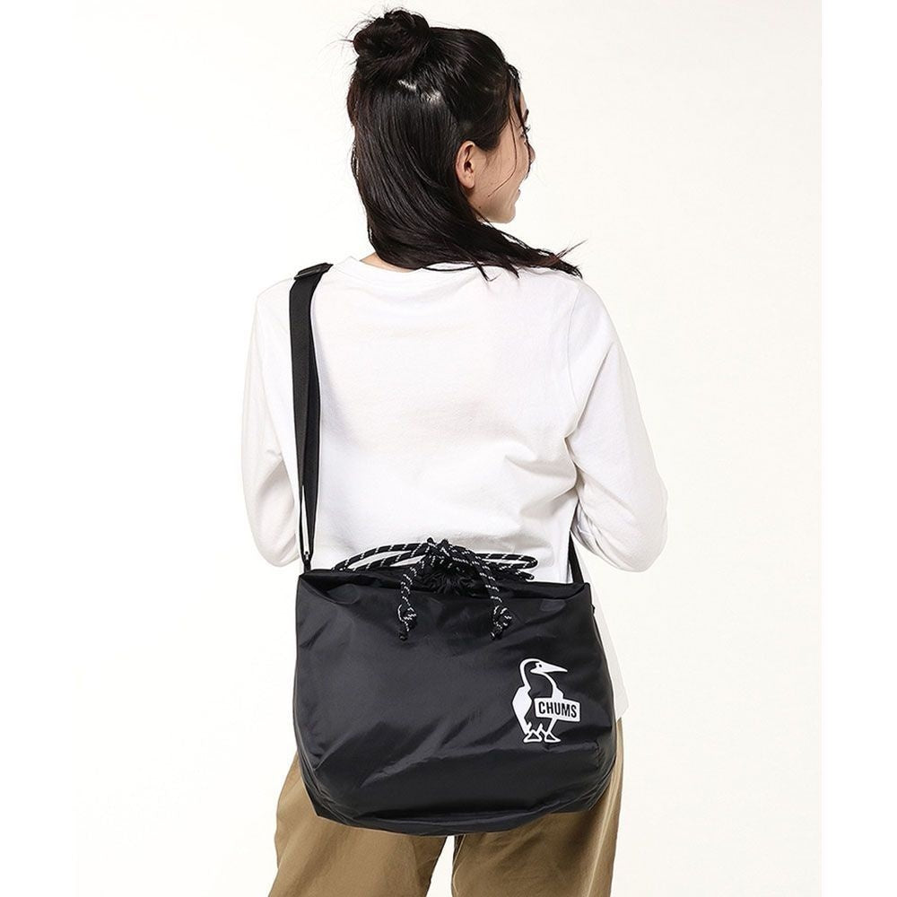 CHUMS EASY-GO DRAWSTRING RV SHOULDER BAG