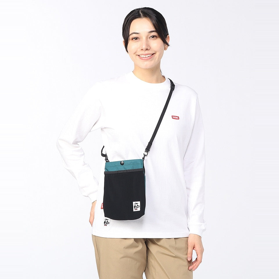 RECYCLE MESH POCKET SHOULDER BAG