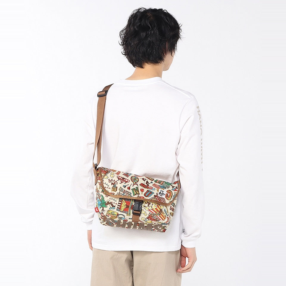 RECYCLE CHUMS MINI MESSENGER BAG