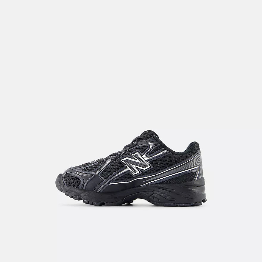 New Balance 740