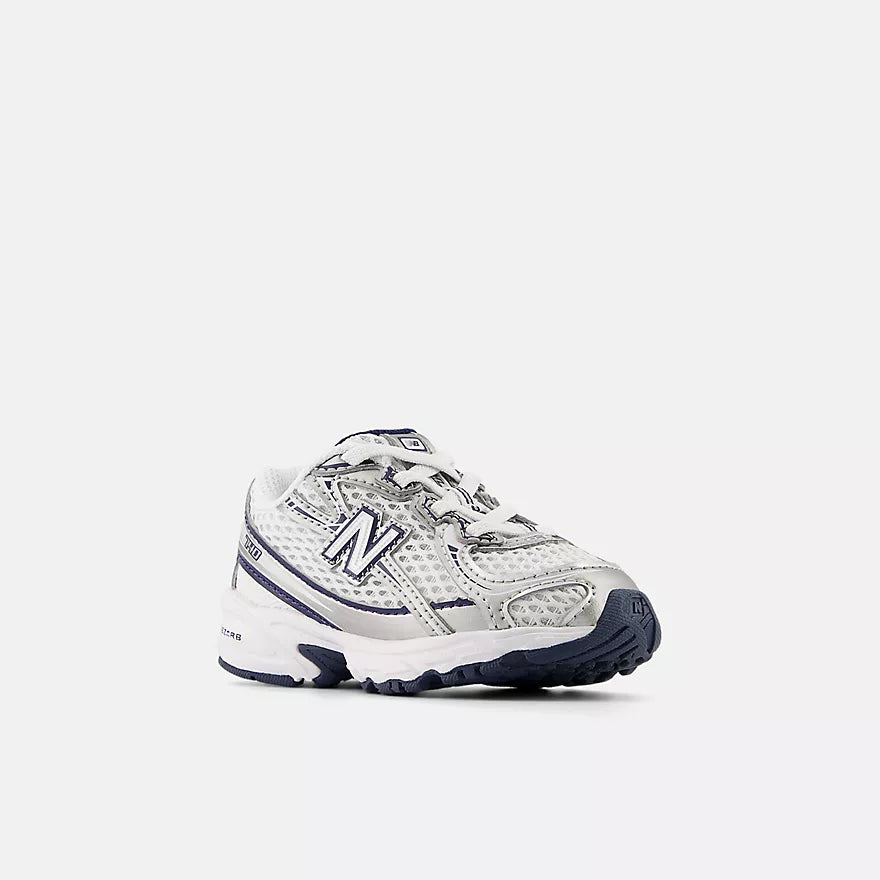 New Balance 740