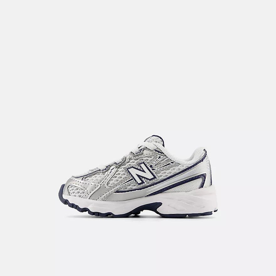 New Balance 740