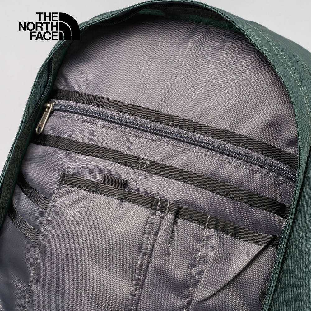 HOT SHOT SE TNF Black-TNF White-NPF