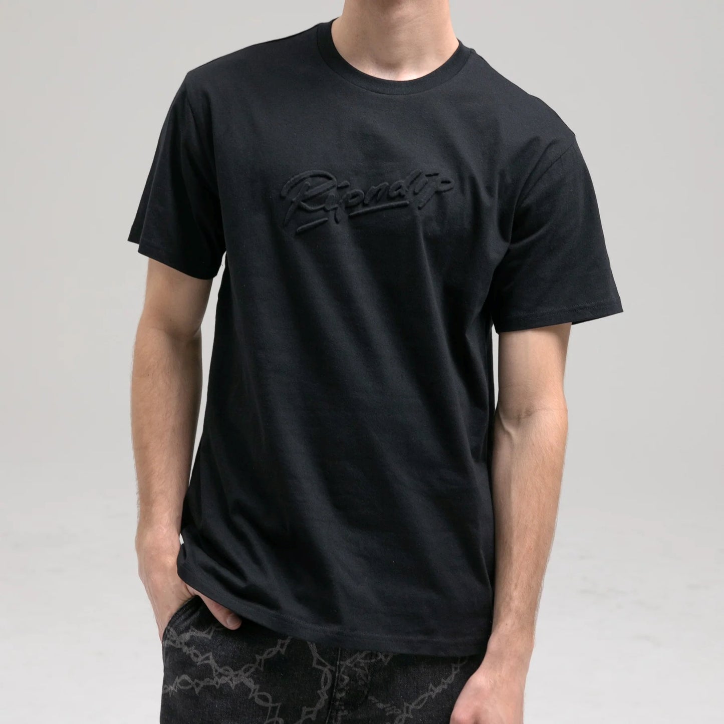 AUTOGRAPH TEE (BLACK)