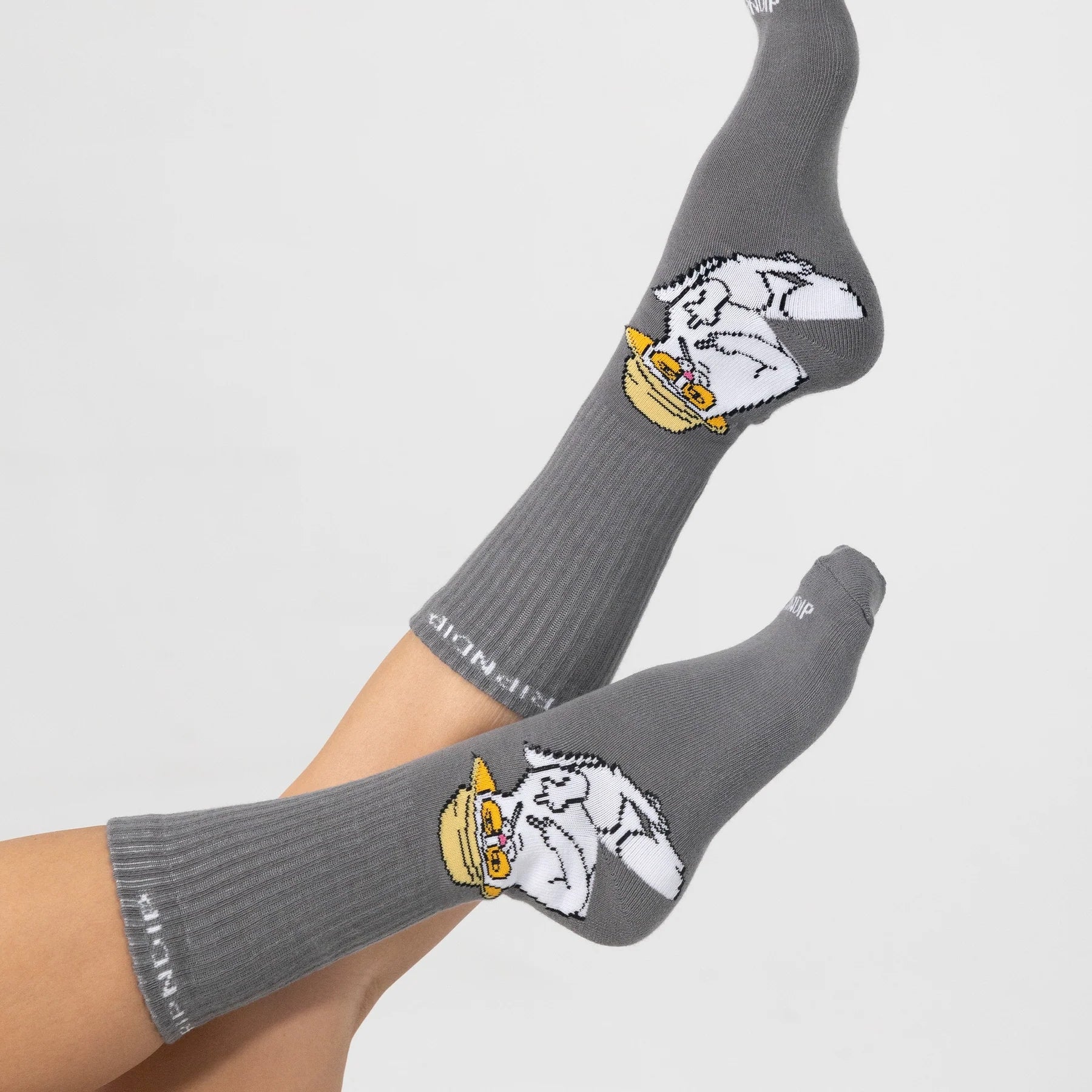 NERMAL S THOMPSON SOCKS (CHARCOAL)