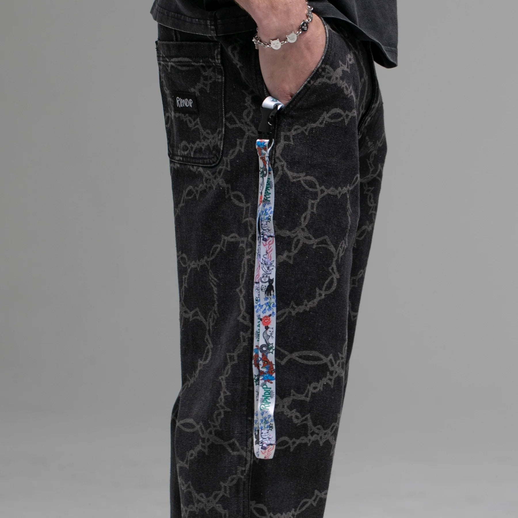 TRAVIS LANYARD (MULTI)