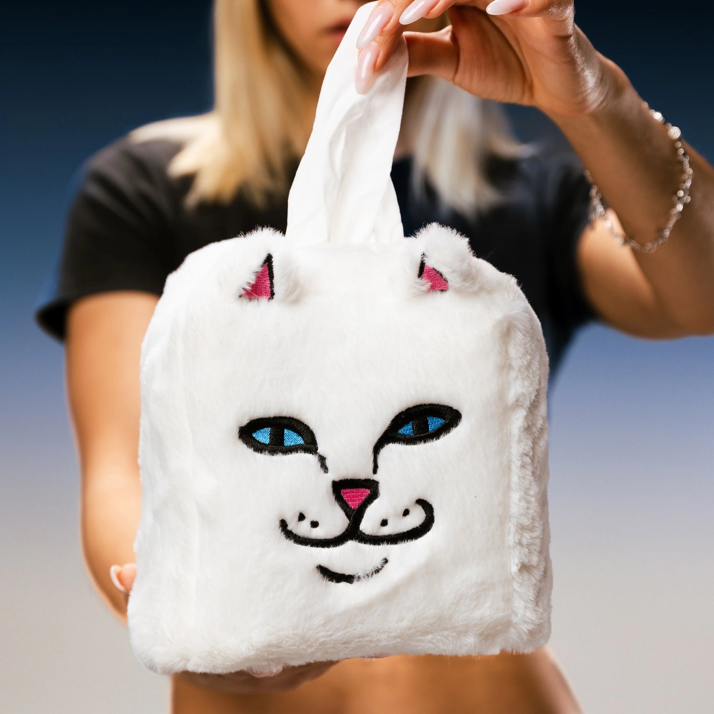 LORD NERMAL TISSUE BOX COVER (WHITE)
