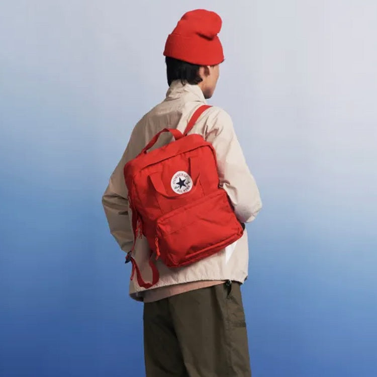 SMALL SQUARE BACKPACK RED