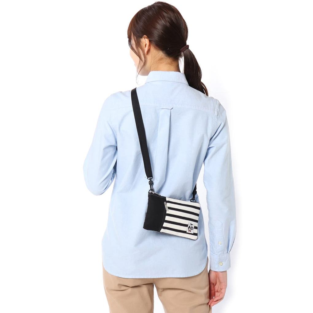 CHUMS SMART PHONE SHOULDER SWEAT NYLON