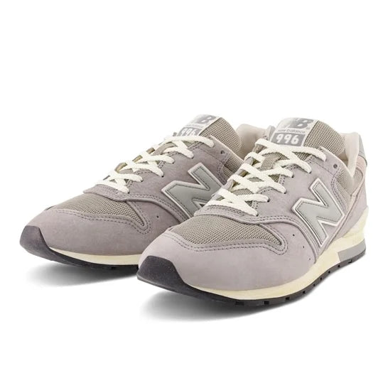 New Balance 996