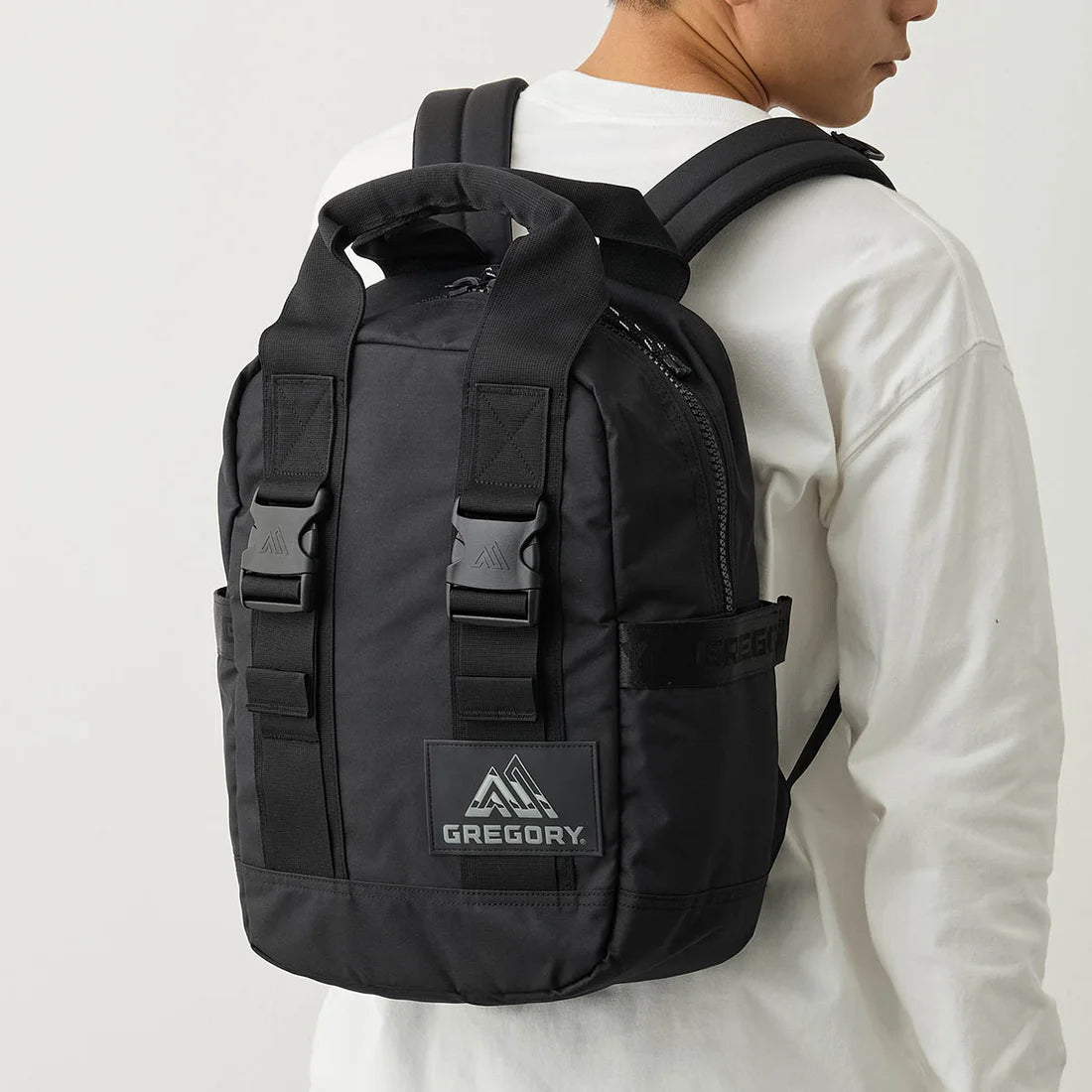 JAWBREAKER BACKPACK 22L