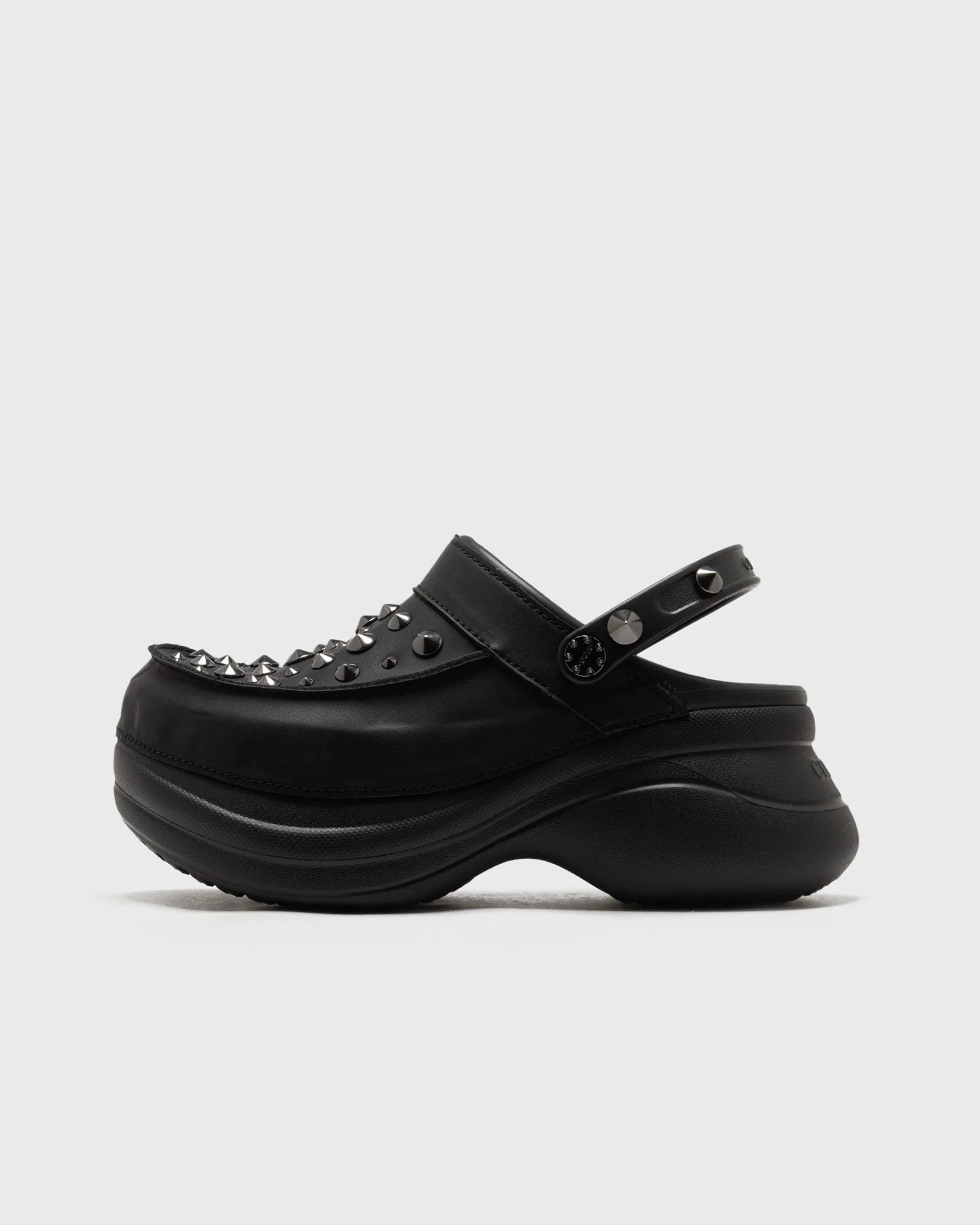 507 W BAE STUDDED CLOG