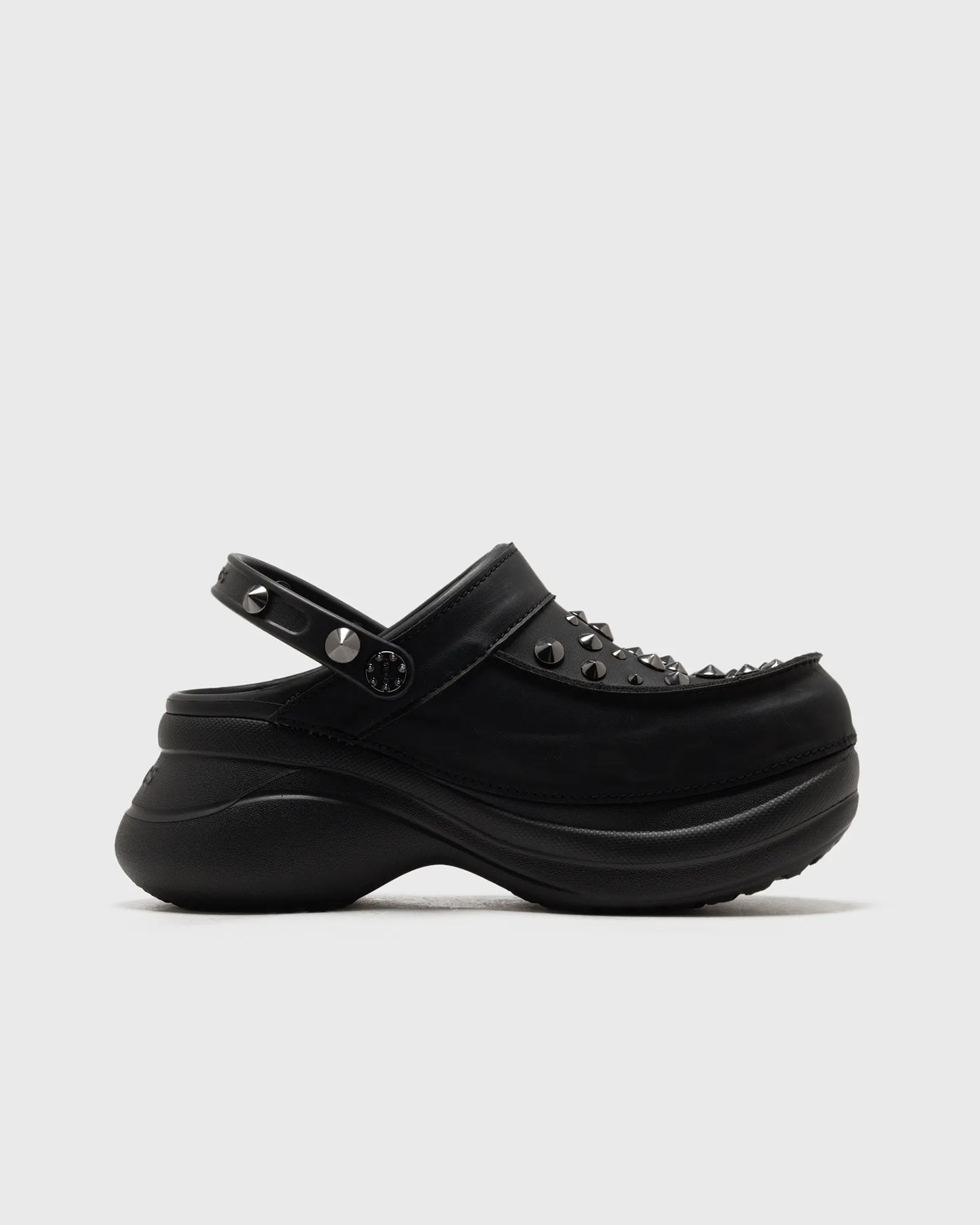 507 W BAE STUDDED CLOG