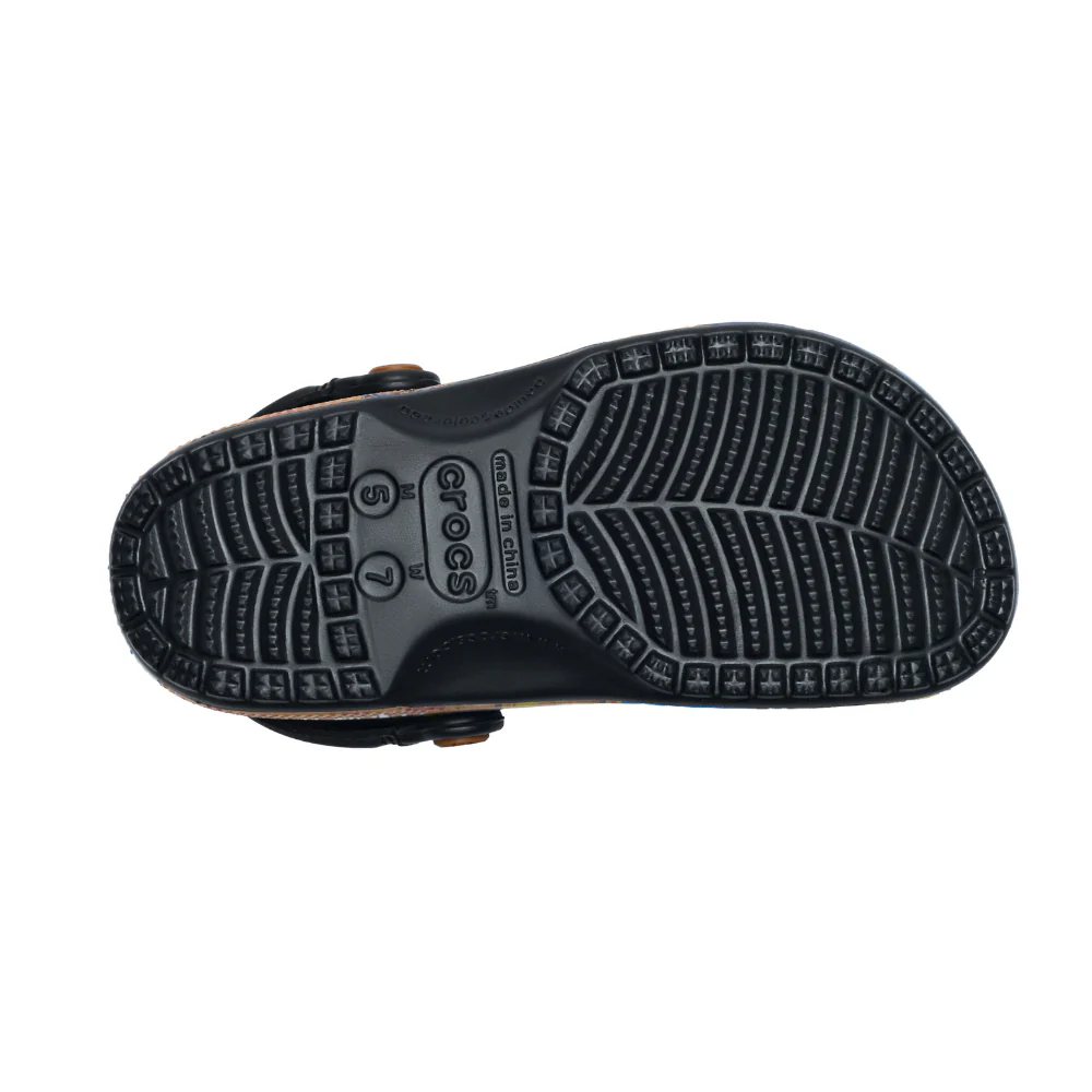 605 UA POPMART MOLLY CROCS CLASSIC CLOG