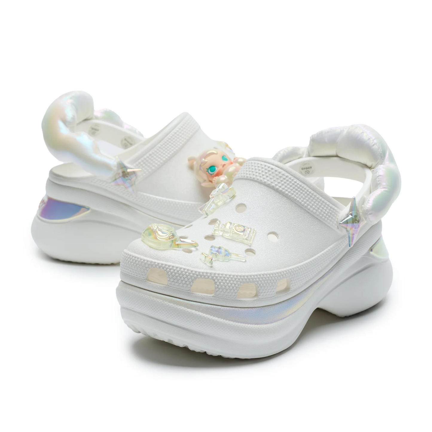 605 W POPMARTMOLLYCROCSBAECLOG