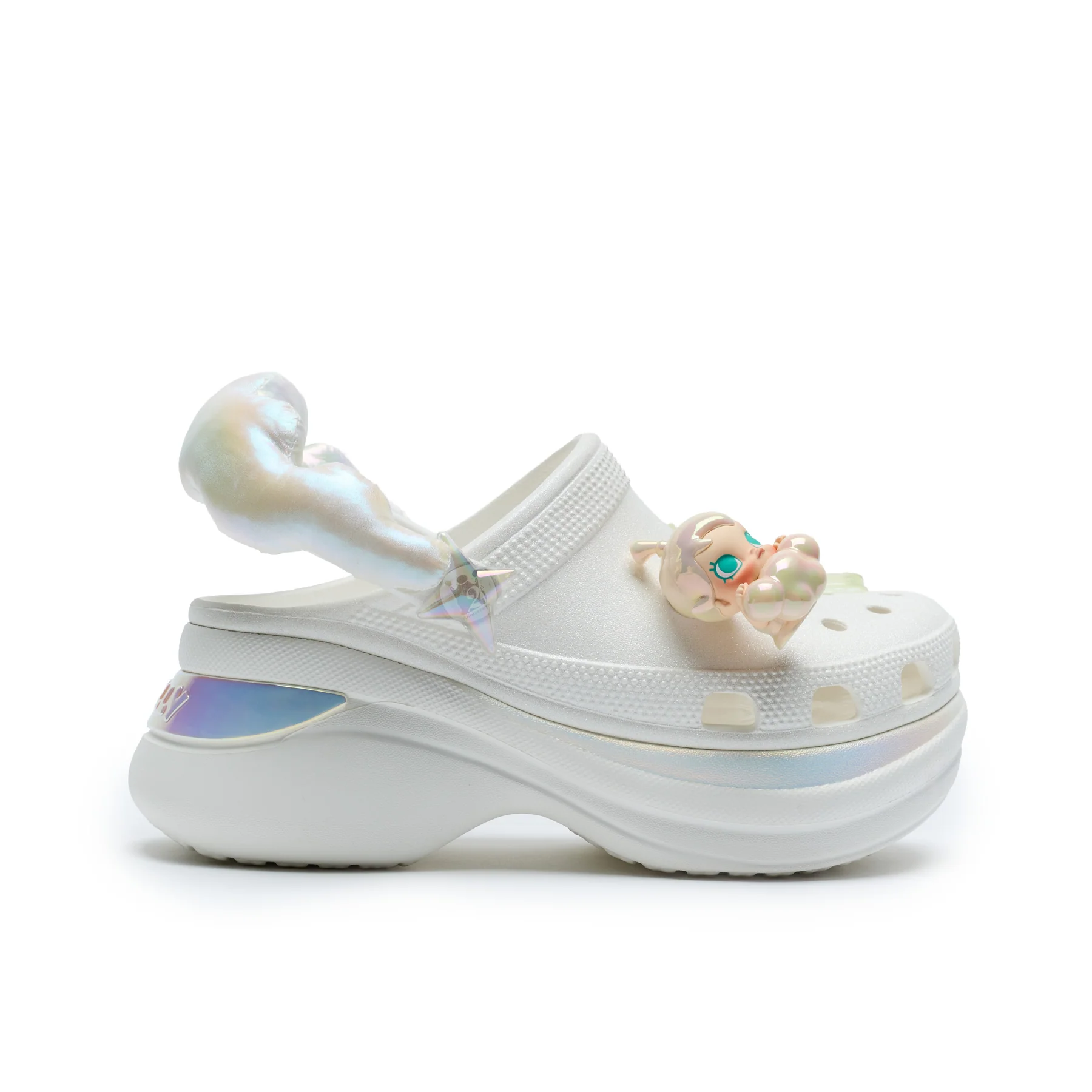 605 W POPMARTMOLLYCROCSBAECLOG
