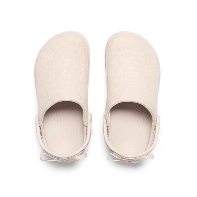 610 UA CLASSIC CRAFTED LACE CLOG