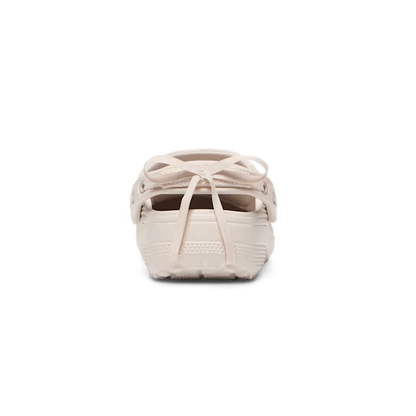 610 UA CLASSIC CRAFTED LACE CLOG