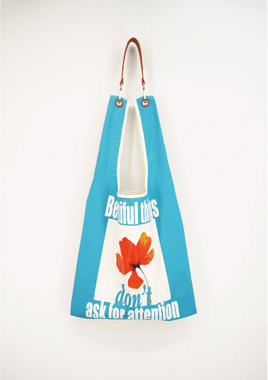 BEAUTIFUL THINGS bag with detachable