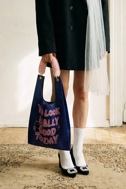 Looking Good toby bag with detachable faux
