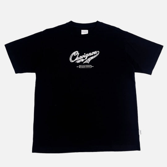 HAND SKETCH LOGO PRINT SS TEE