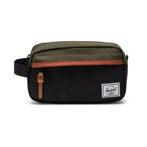 Chapter Small Travel Kit  Black/Ivy Green/Chutney
