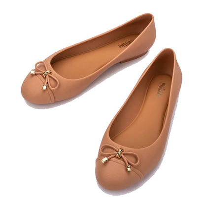 MELISSA DOLL V AD