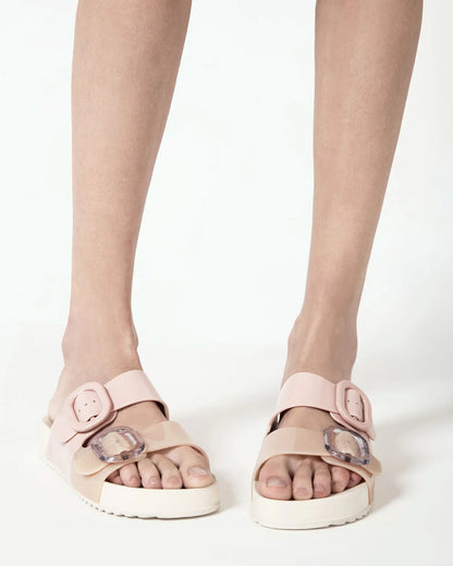 MELISSA COZY SLIDE AD