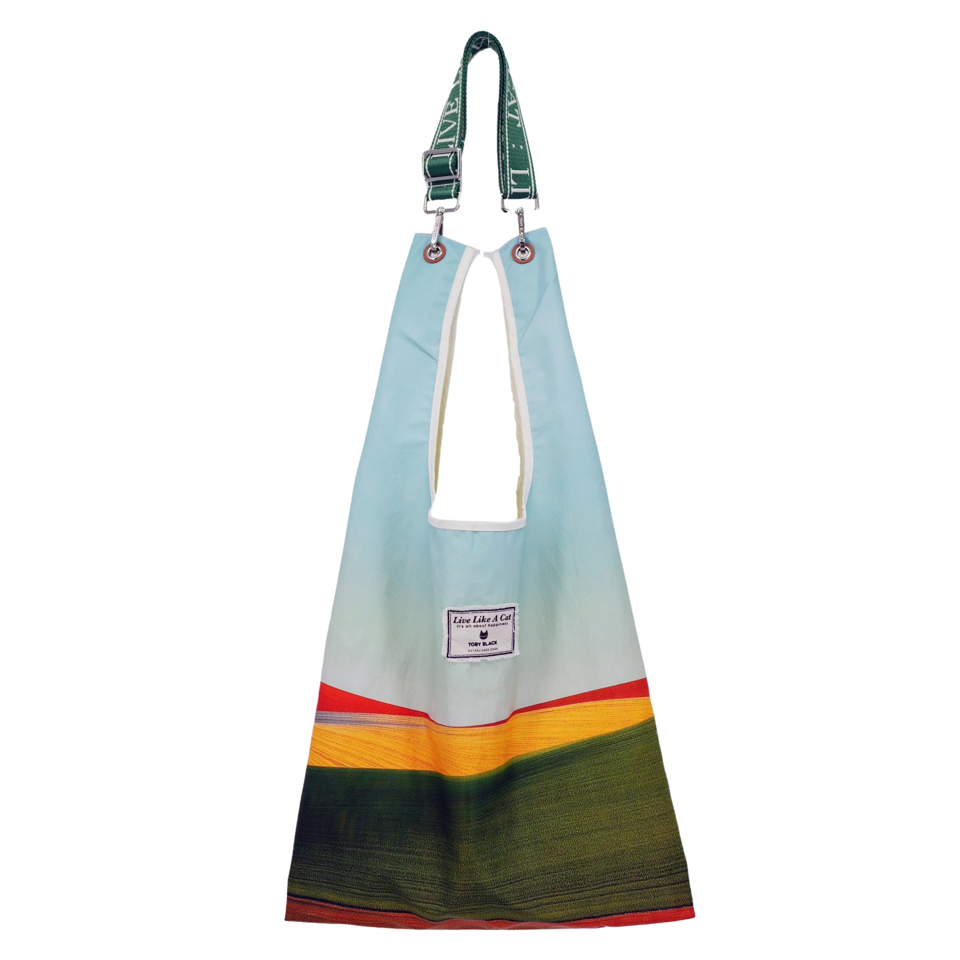 24608 FIELDS Toby Bag with detachable nylon