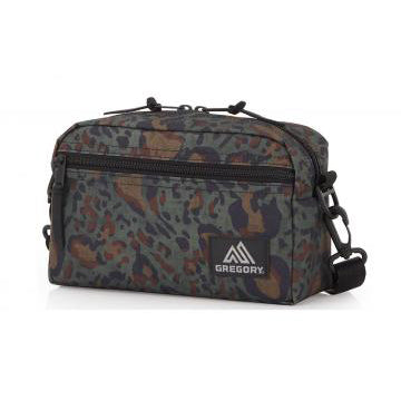 GREGORY PADDED SHOULDER POUCH M