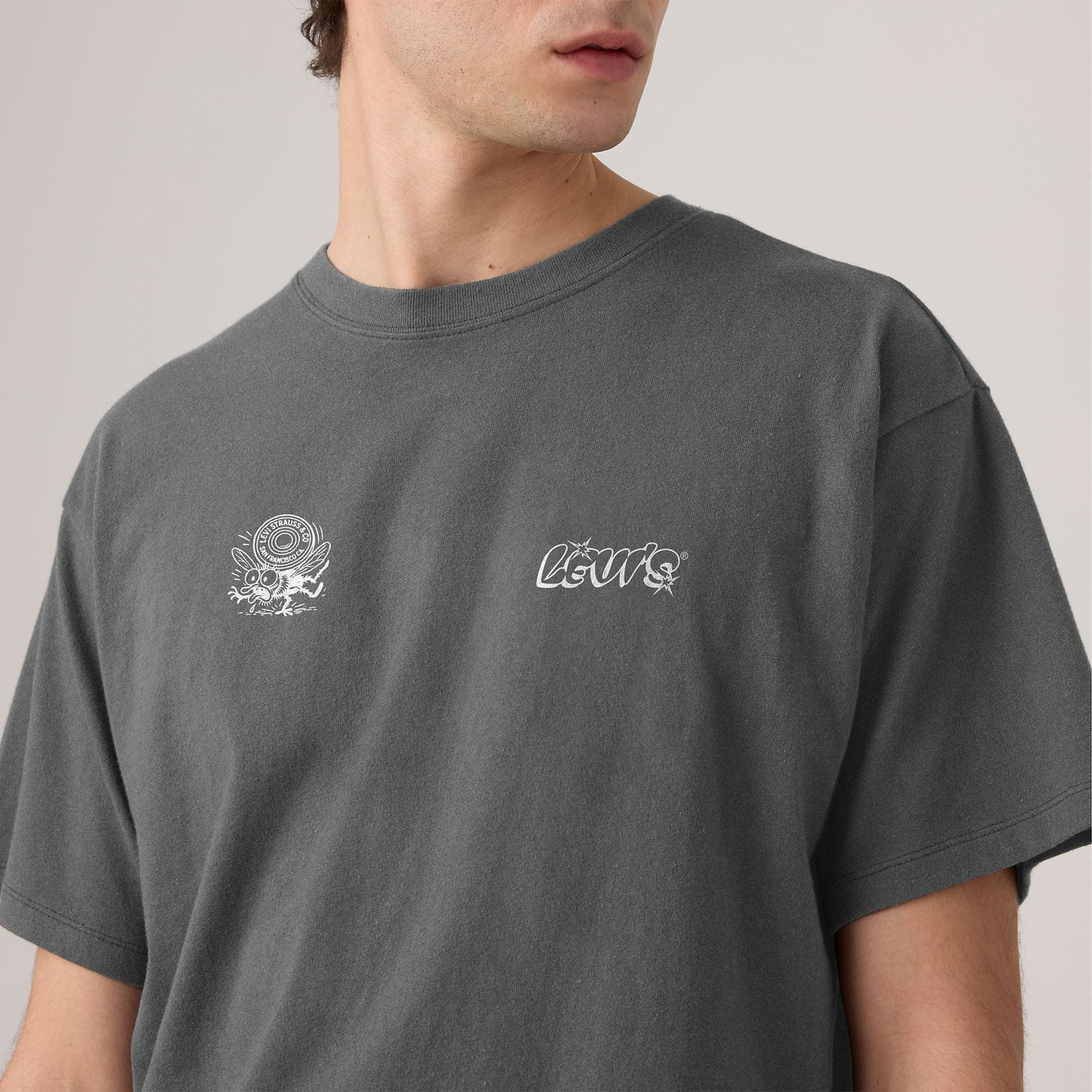 VINTAGE FIT GRAPHIC TEE LEVIS LOGO GRID