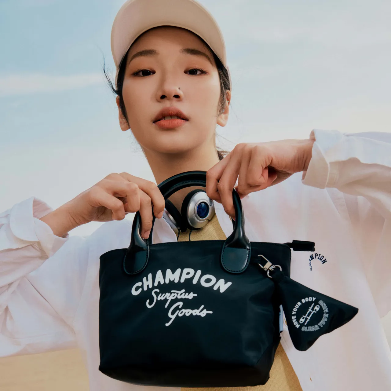 CHAMPION Trapezoidal Mini Tote
