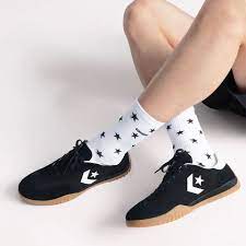 RUN STAR TRAINER OX BLACK/EGRET/HONEY