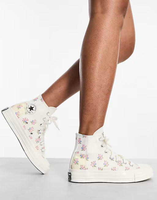 CTAS LIFT HI VINTAGE WHITE/HORIZON PINK