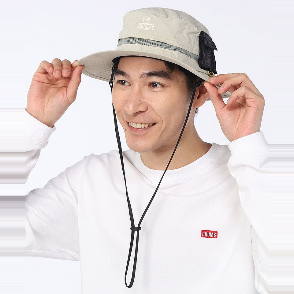 ANTI-BUG HAT