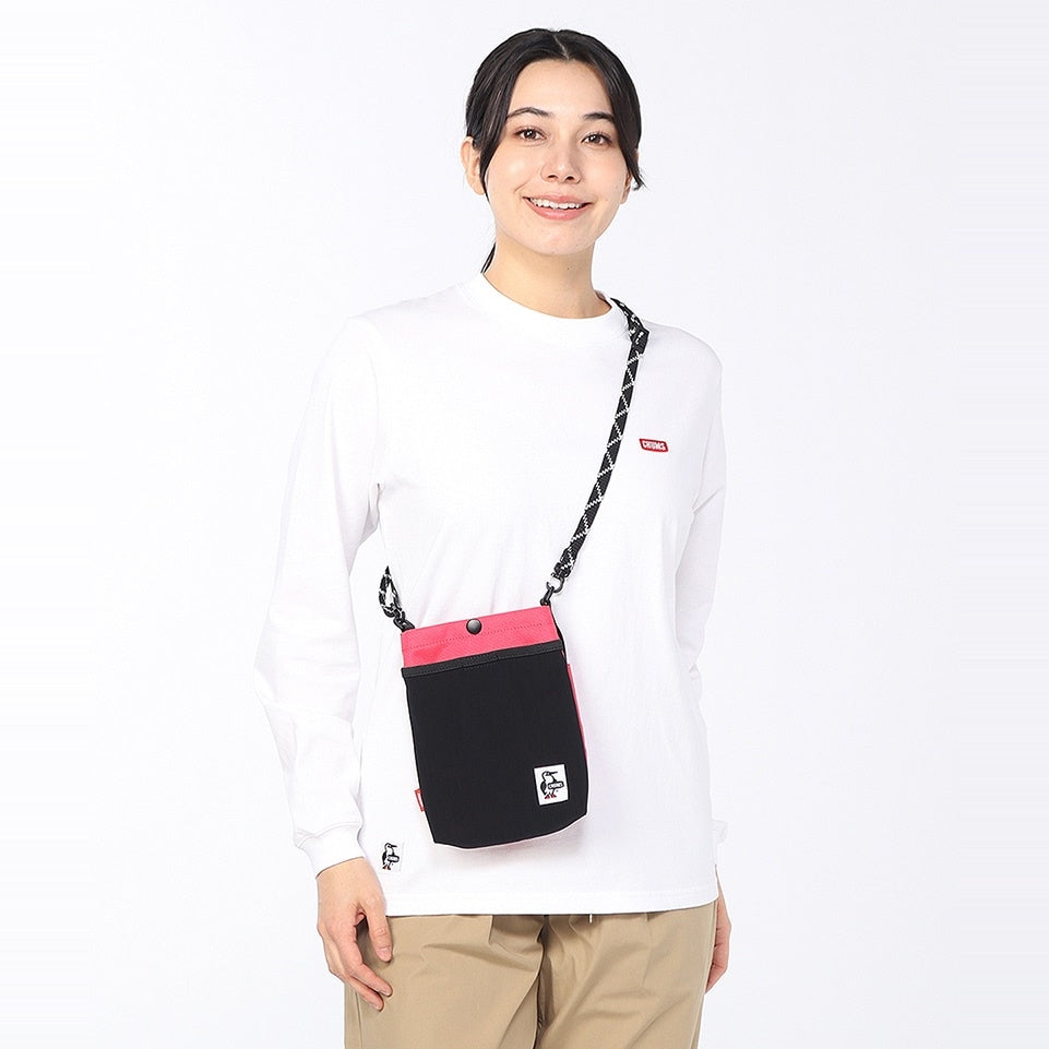 RECYCLE MESH POCKET SHOULDER BAG