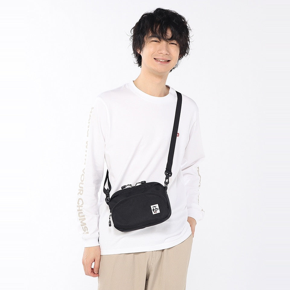 CHUMS RECYCLE SHOULDER POUCH