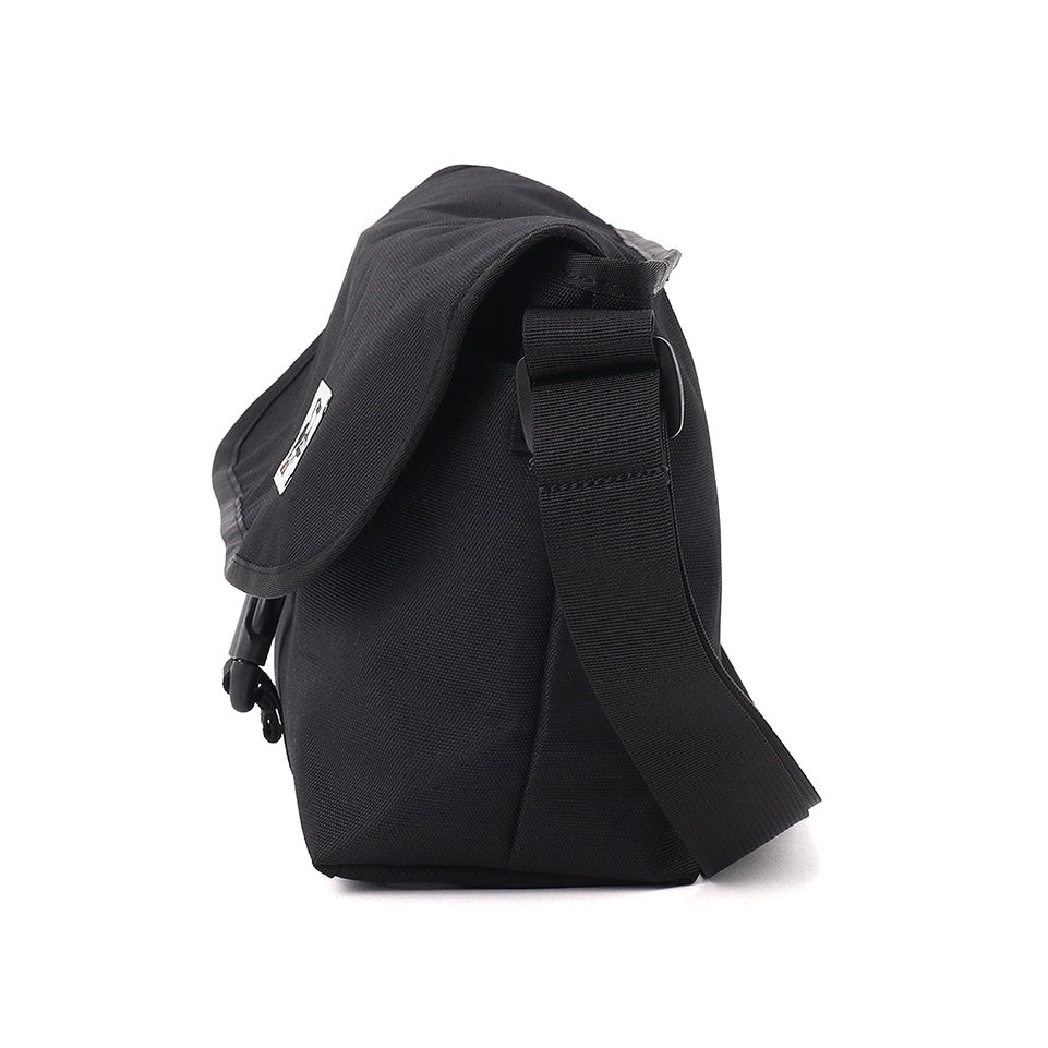 CHUMS RECYCLE MINI MESSENGER BAG