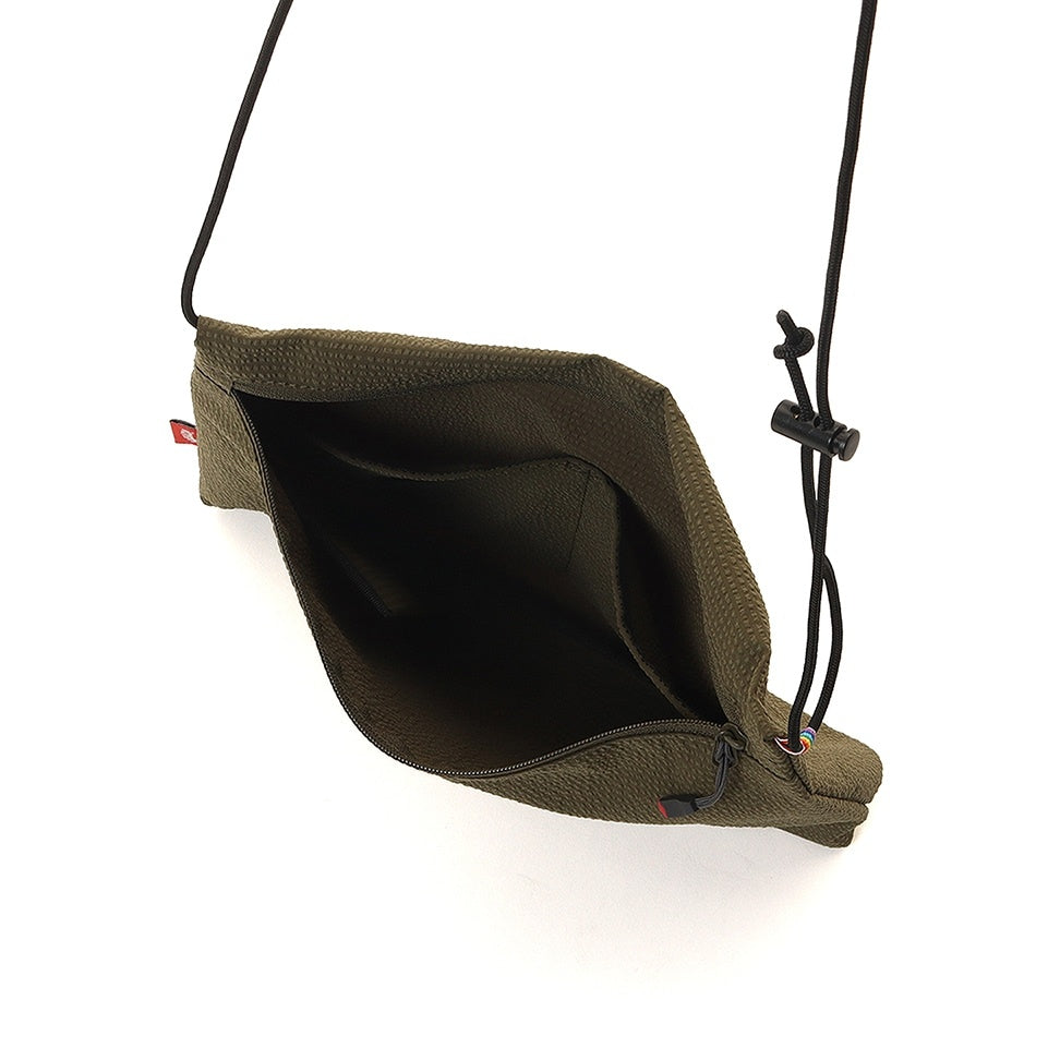 SEERCHUCKER STRETCH SHOULDER BAG