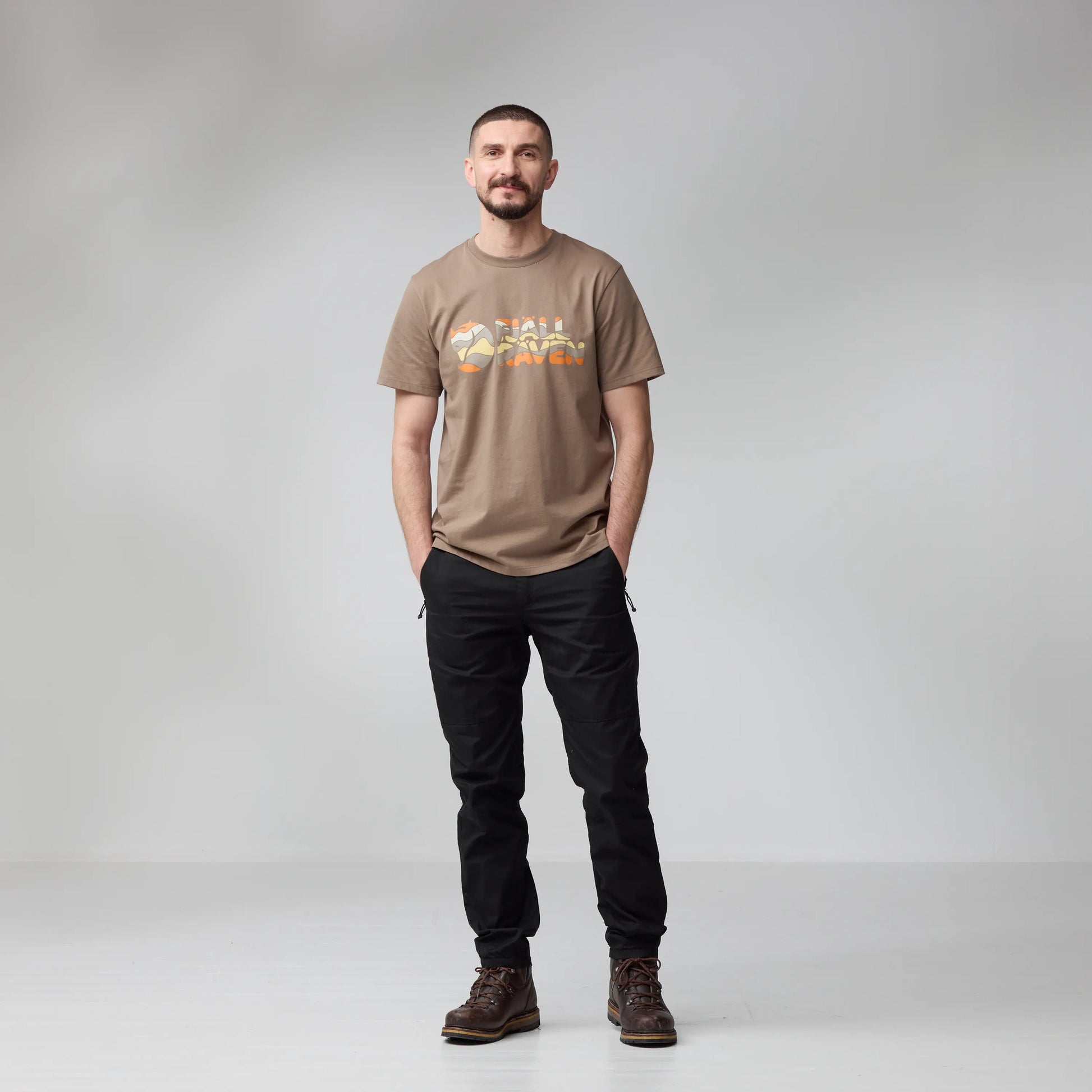 Multicolor Logo Tshirt M