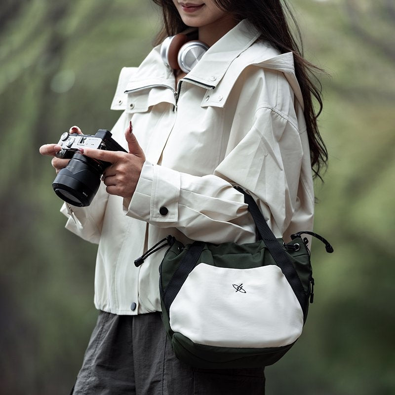 Gaia V Crossbody Bag