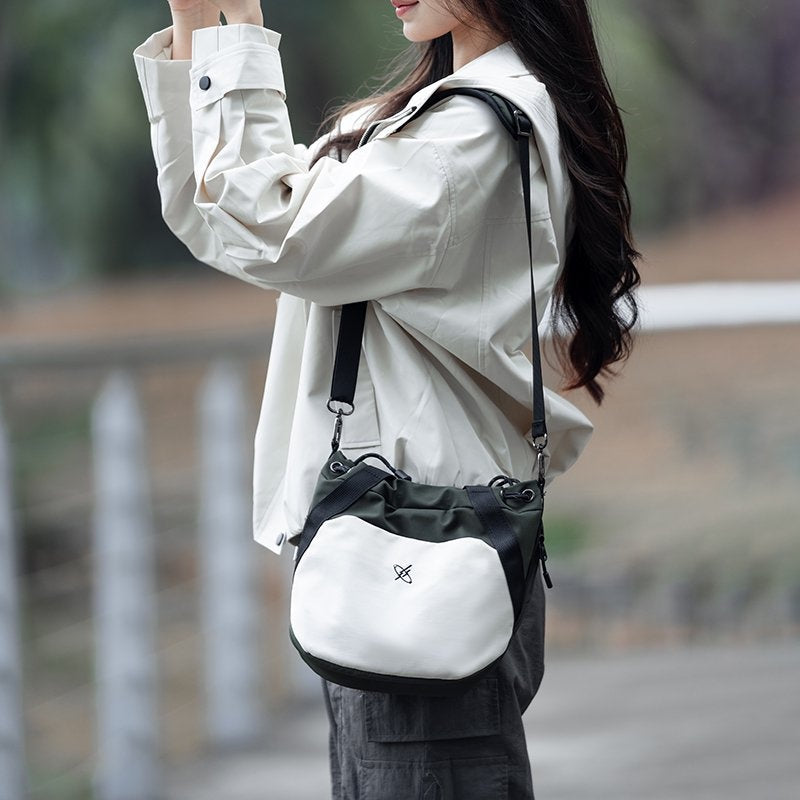 Gaia V Crossbody Bag