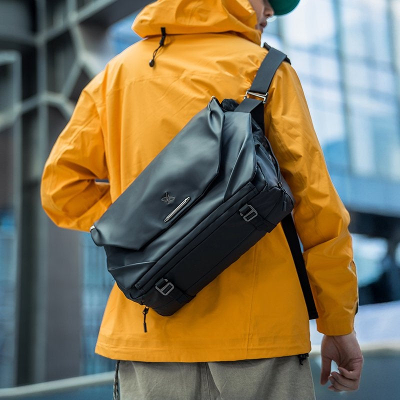 Apollo X2 Shoulder Bag