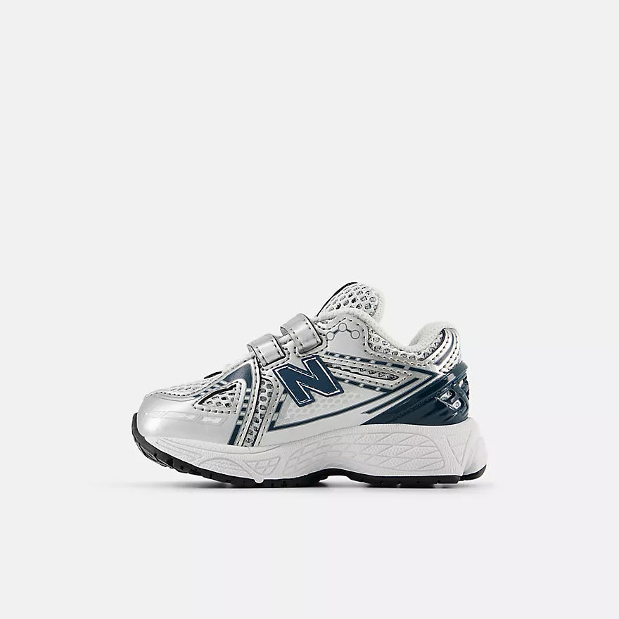 New Balance 1906